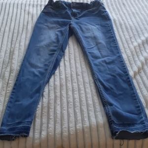 Kids high rise super skinny jeans.